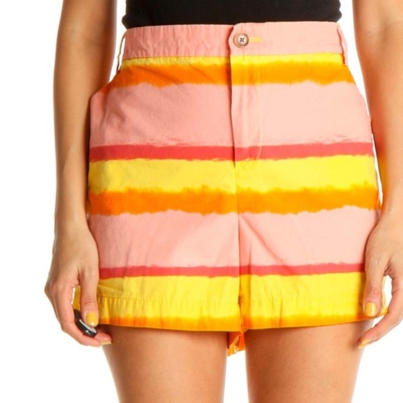 Khakis by Gap
Pink Striped Casual Shorts - Picture 2 of 10